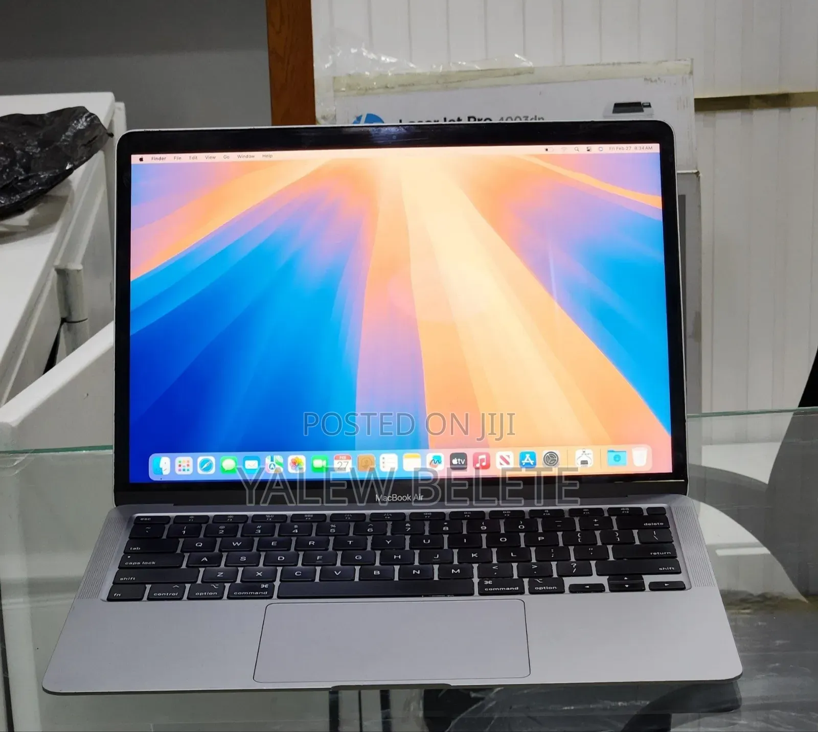 New Laptop Apple MacBook Air 2020 8GB Intel Core i3 SSD 256GB