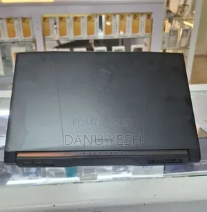 New Laptop MSI Cyborg 15 16GB Intel Core i7 SSD 1T