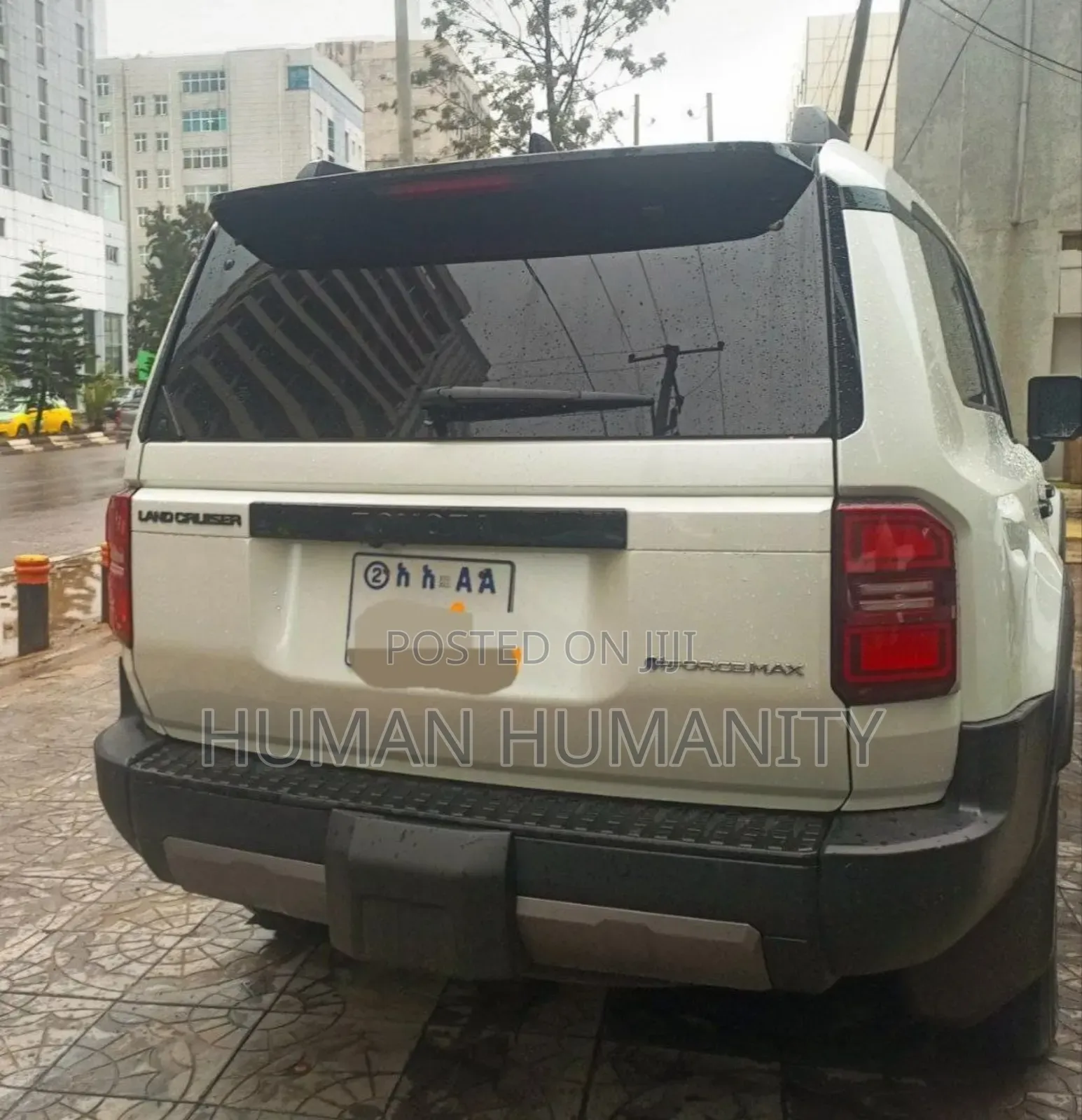 Toyota Land Cruiser 2024 White