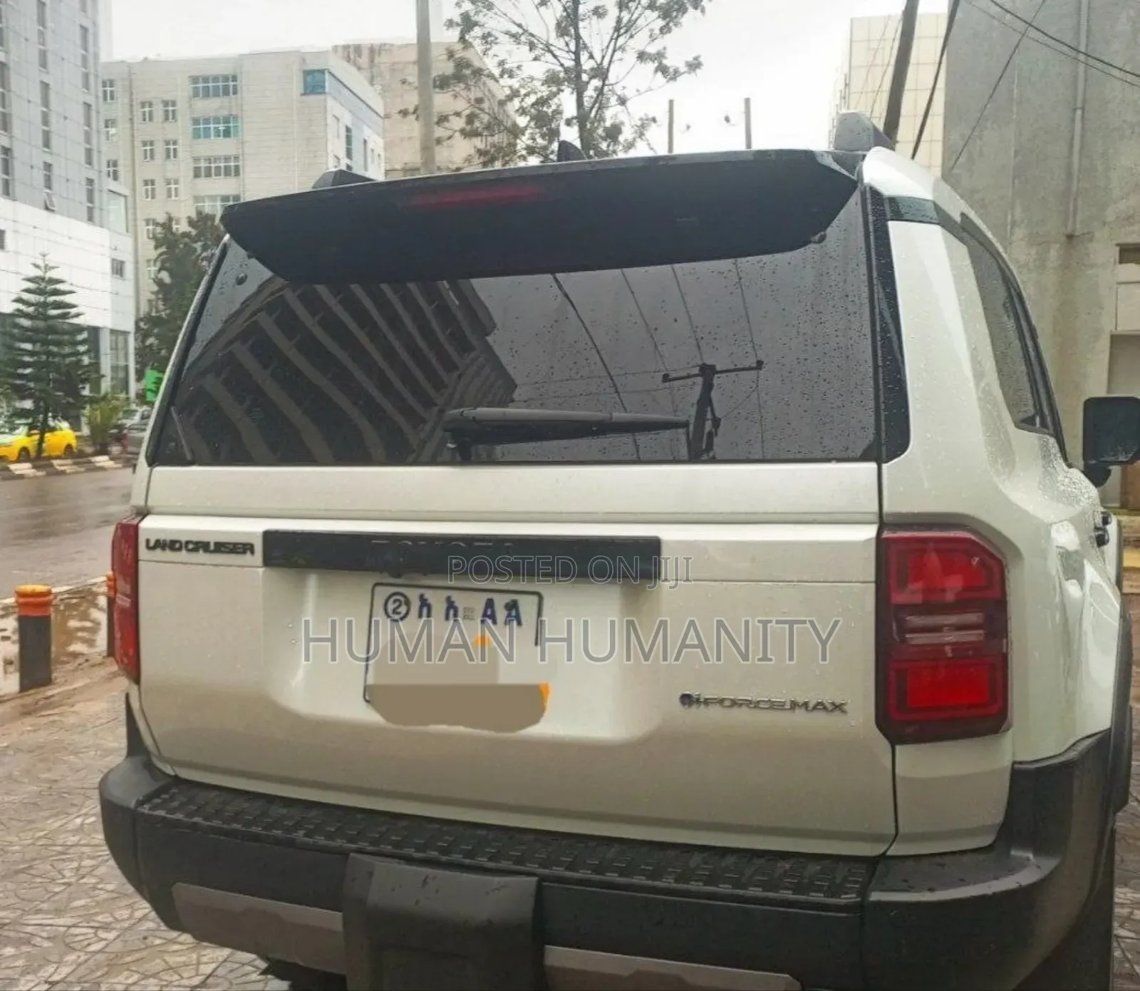 Toyota Land Cruiser 2024 White