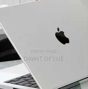 New Laptop Apple MacBook Pro M1 16GB Apple M1 Pro SSD 512GB