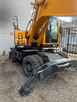 Wheel Excavator Hyundai