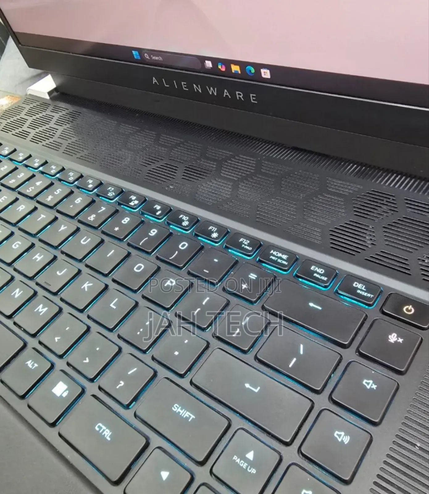 New Laptop Alienware M17x R2 16GB Intel Core Ultra 7 SSD 1T