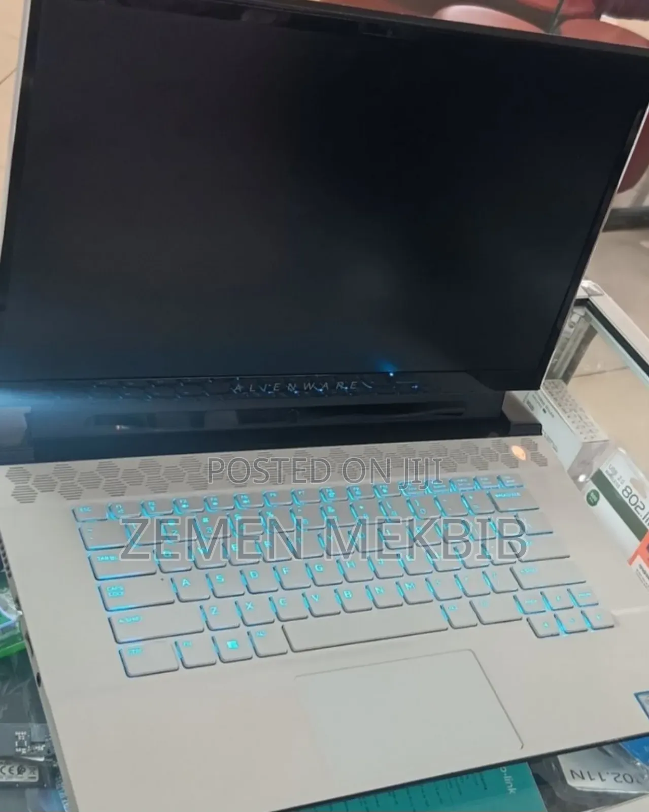 New Laptop Alienware M17x R2 16GB Intel Core i7 SSD 1T
