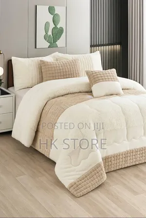 Seven (7) PCS Comforter Set
