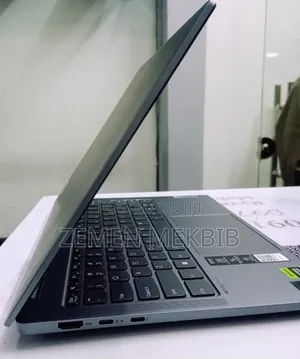 New Laptop Lenovo 32GB Intel Core i5 SSD 512GB