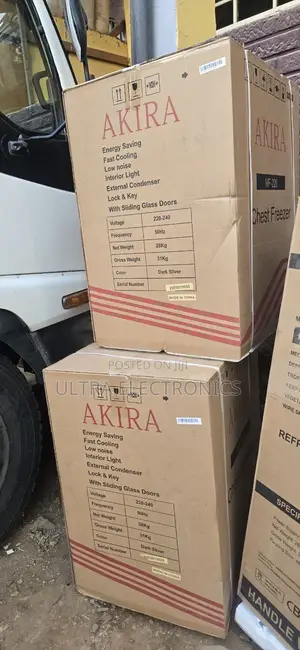 Akira 220l Chest Freezer, Featuring a Dark Silver Finish. Key Special