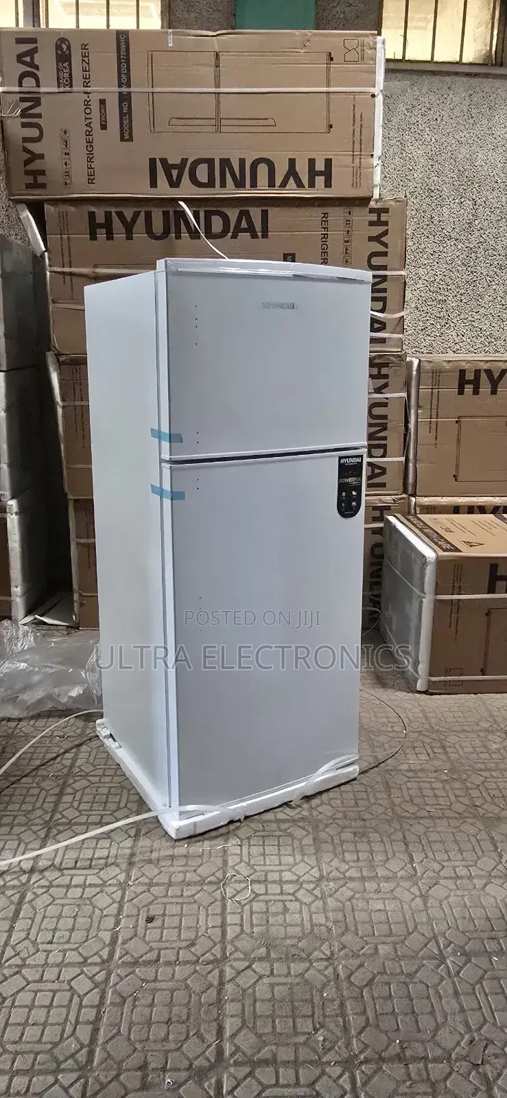 Hyundai Brand Refrigerator, Likely Model Hy-Dfdd175whc Based 225l