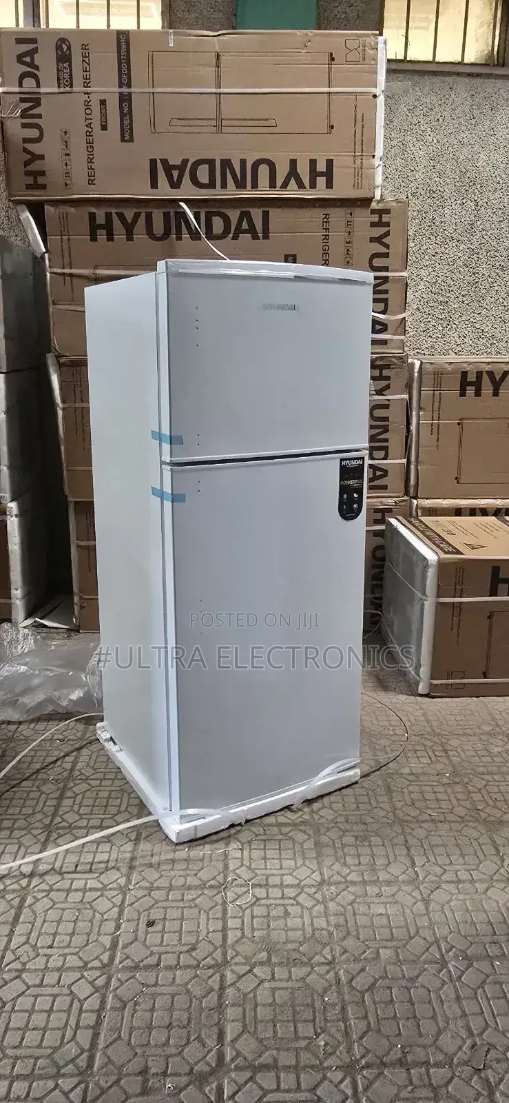 Hyundai Brand Refrigerator, Likely Model Hy-Dfdd175whc Based 225l