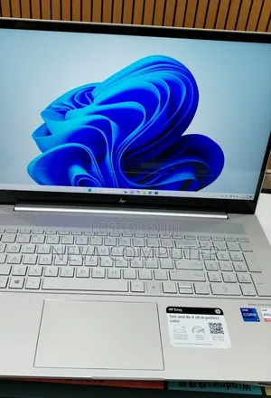 New Laptop HP Envy 13 12GB Intel Core i7 SSD 512GB