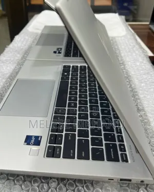 New Laptop HP EliteBook 840 G9 16GB Intel Core i5 SSD 1T