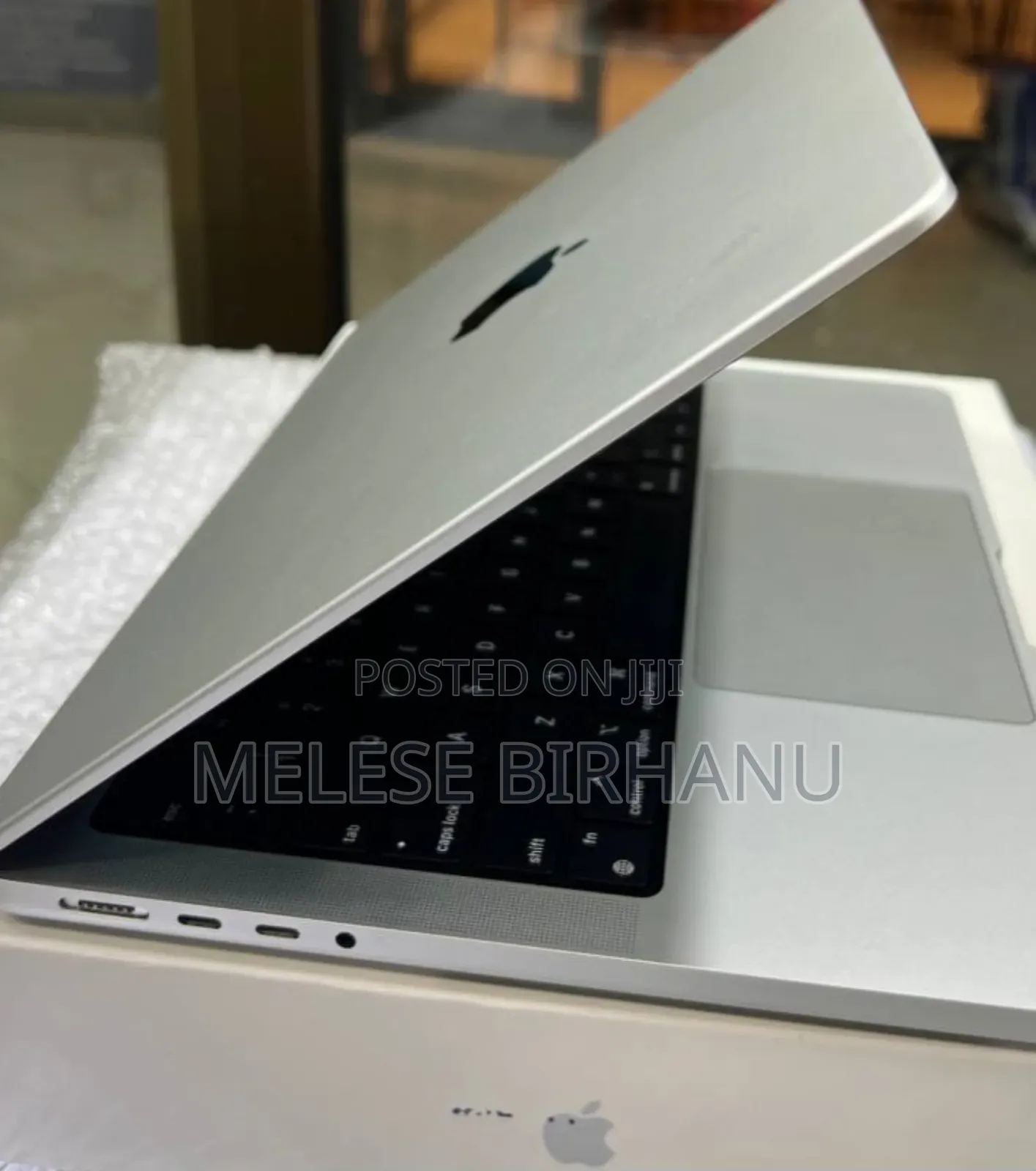 New Laptop Apple MacBook Pro 2021 M1 16GB Apple M1 Pro SSD 512GB