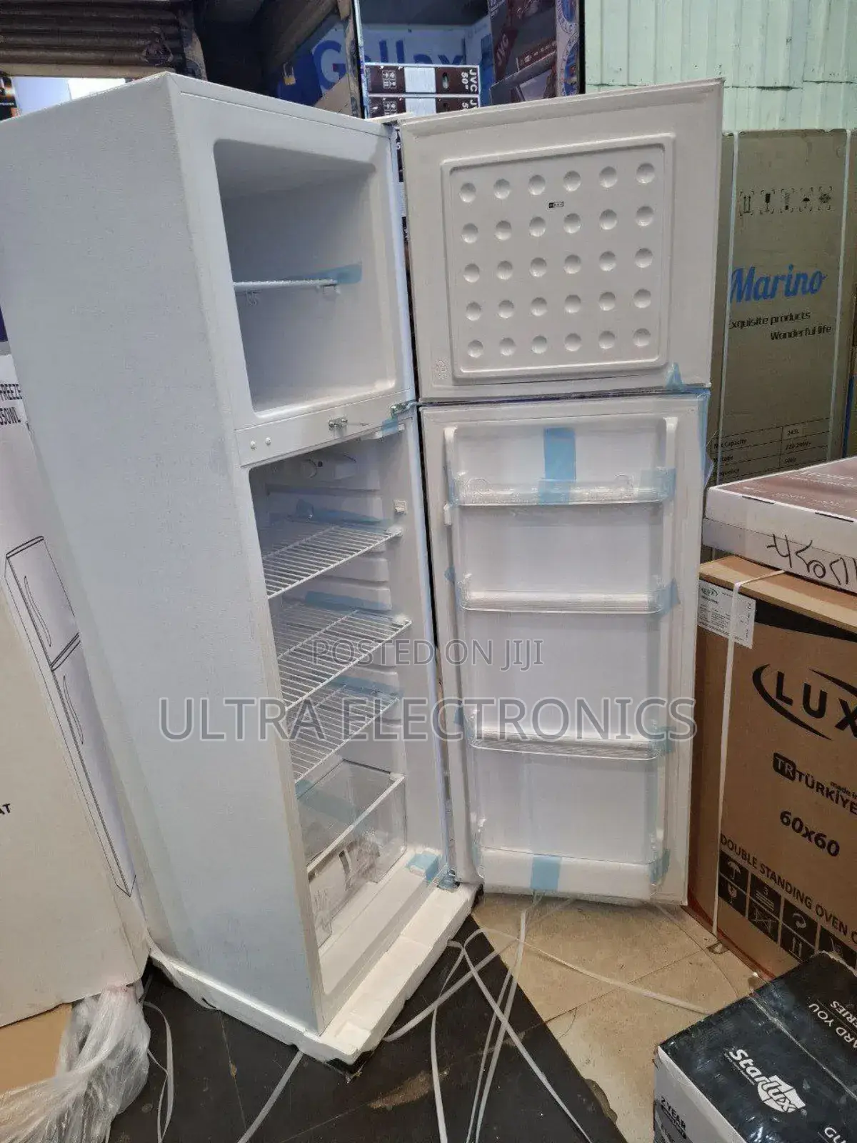 .Box Wbr350wl Refrigerator-Freezer. Capacity: Approximately 350 Liters