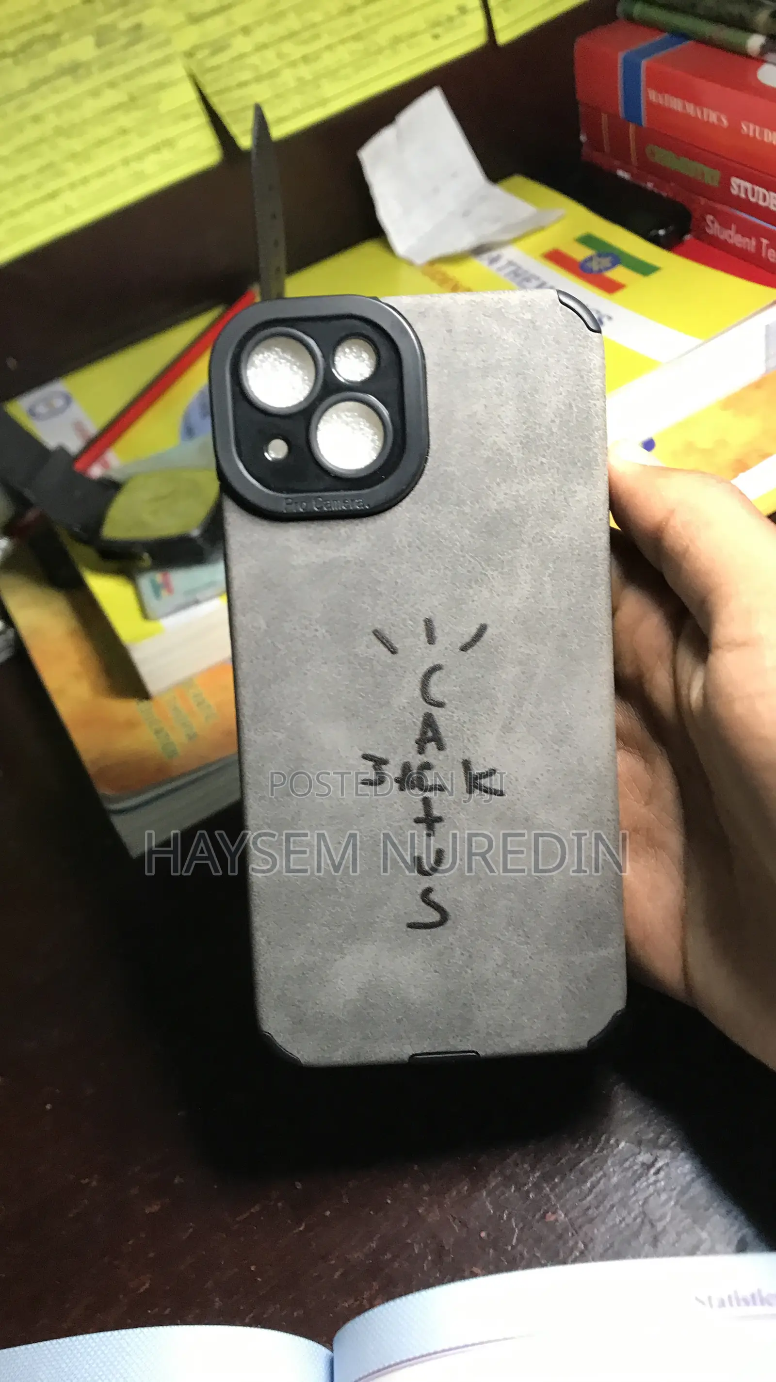 iPhone 13 Cover