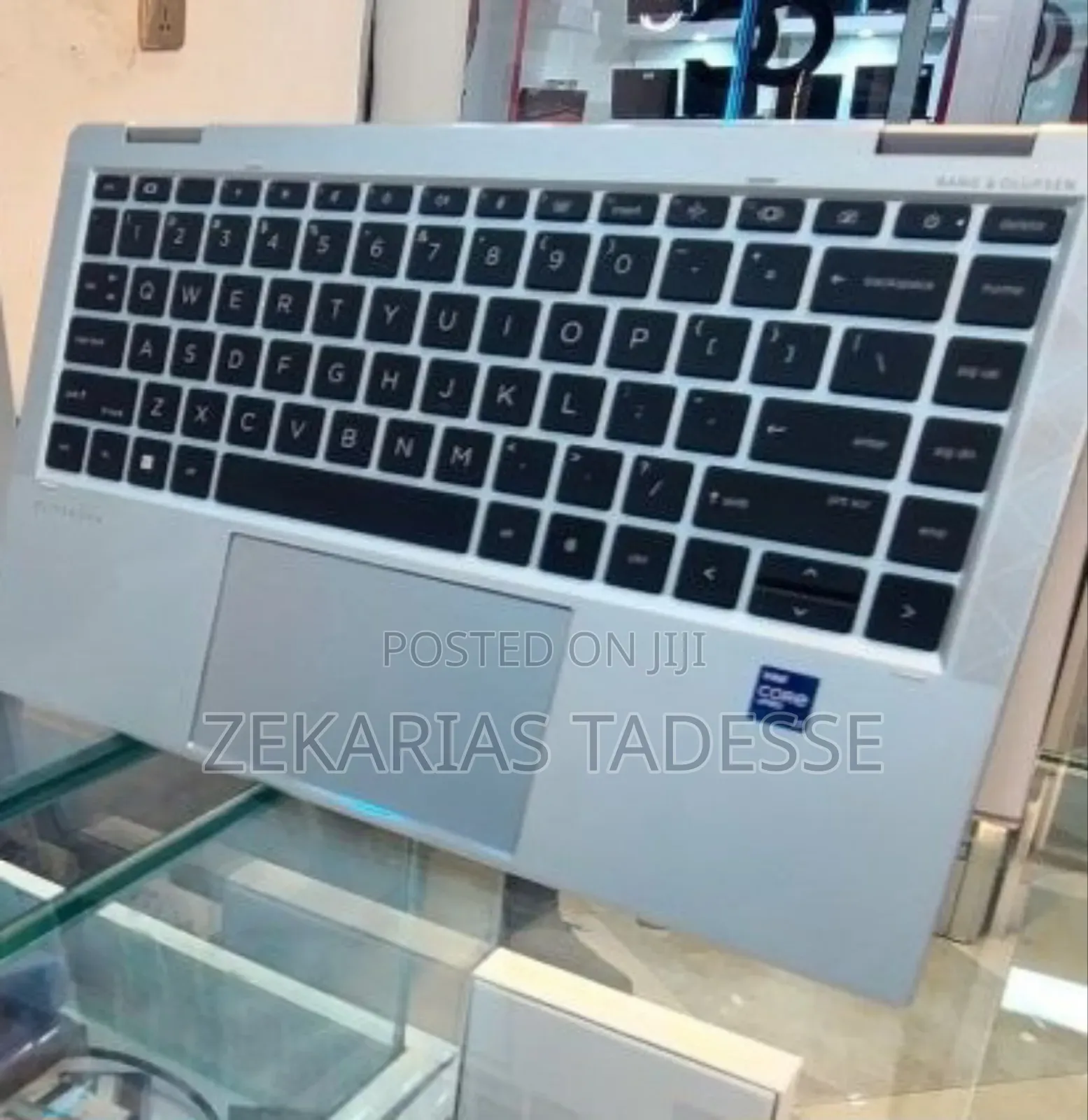 New Laptop HP EliteBook 1040 G8 16GB Intel Core i7 SSD 512GB