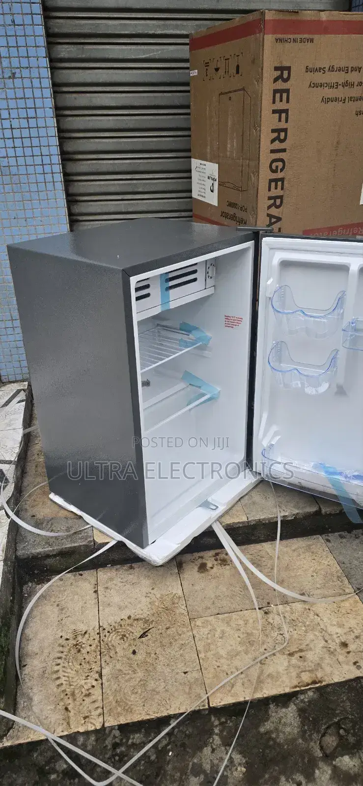 Popular Compact, Single-Door Refrigerator, Likely A120l