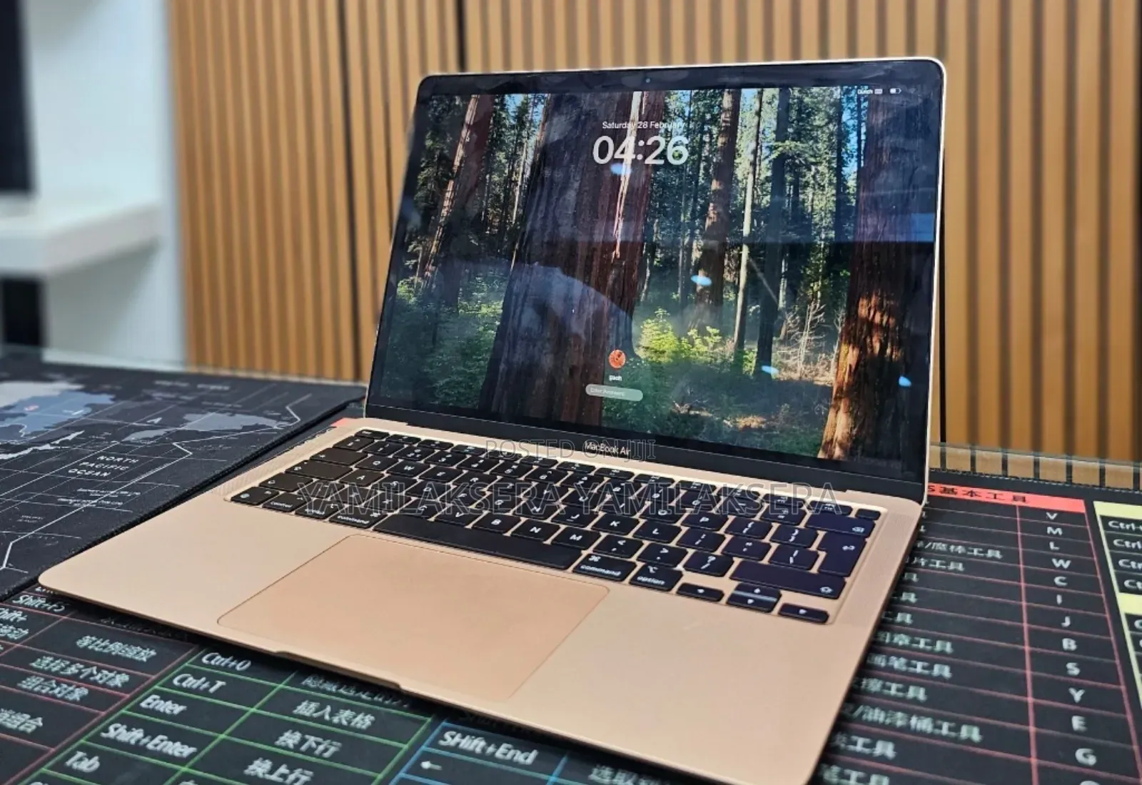 New Laptop Apple MacBook Air 2020 M1 8GB Intel Core i5 SSD 256GB