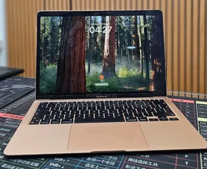 New Laptop Apple MacBook Air 2020 M1 8GB Intel Core i5 SSD 256GB