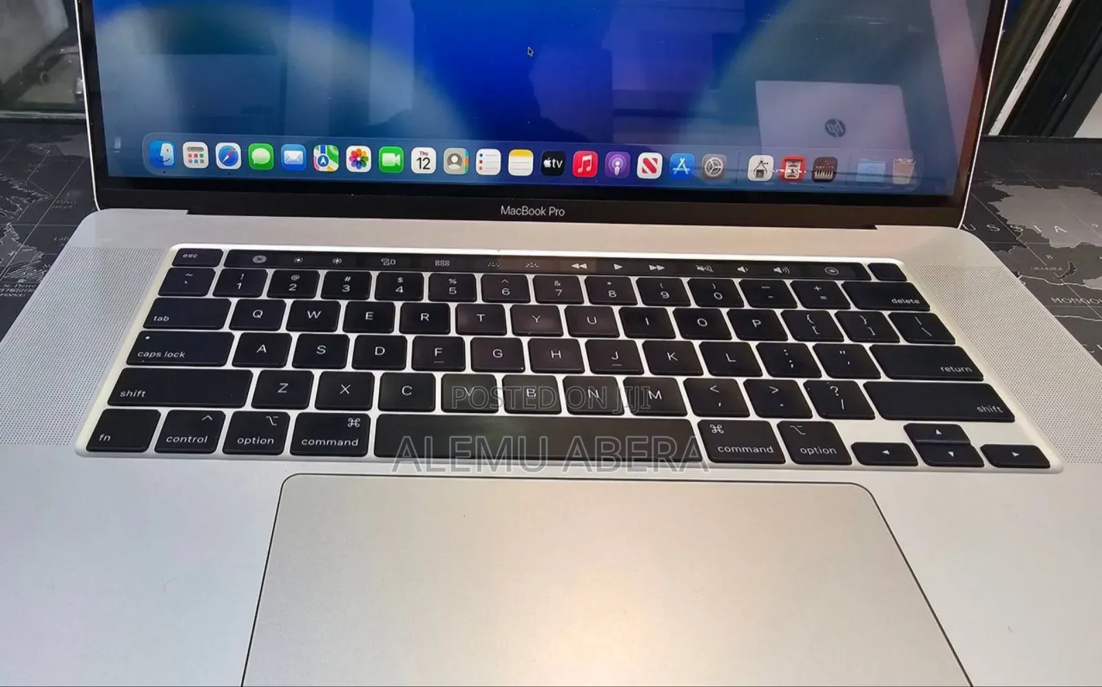 New Laptop Apple MacBook Pro 2019 16GB Intel Core i7 SSD 512GB