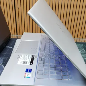 New Laptop HP 12GB Intel Core i7 SSD 512GB