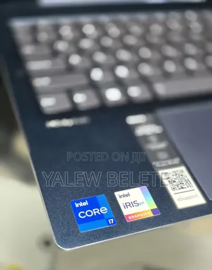 New Laptop Lenovo 12GB Intel SSD 256GB