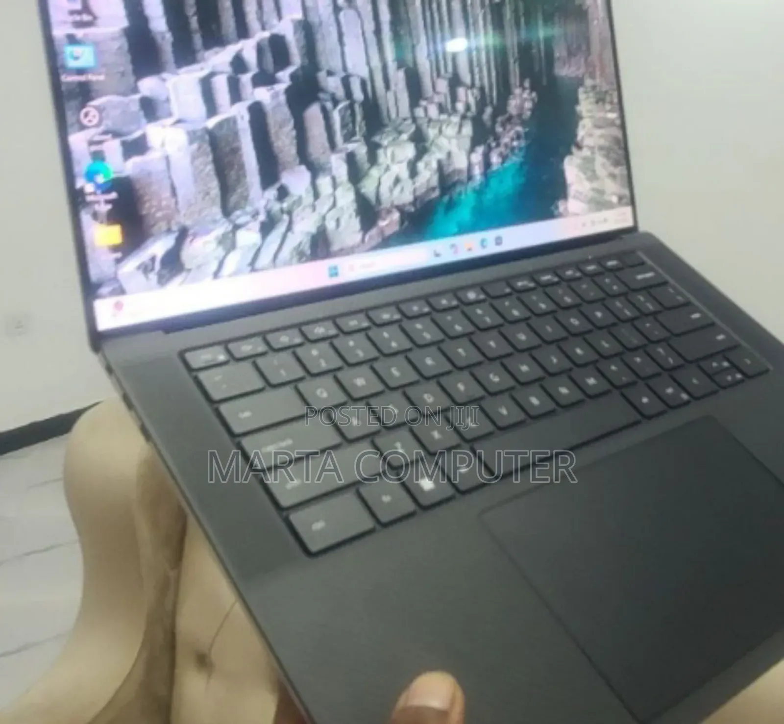 New Laptop Dell XPS 15 16GB Intel Core i7 SSD 512GB