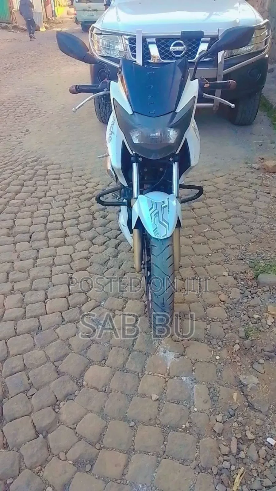 TVS Apache 180 RTR 2019 White