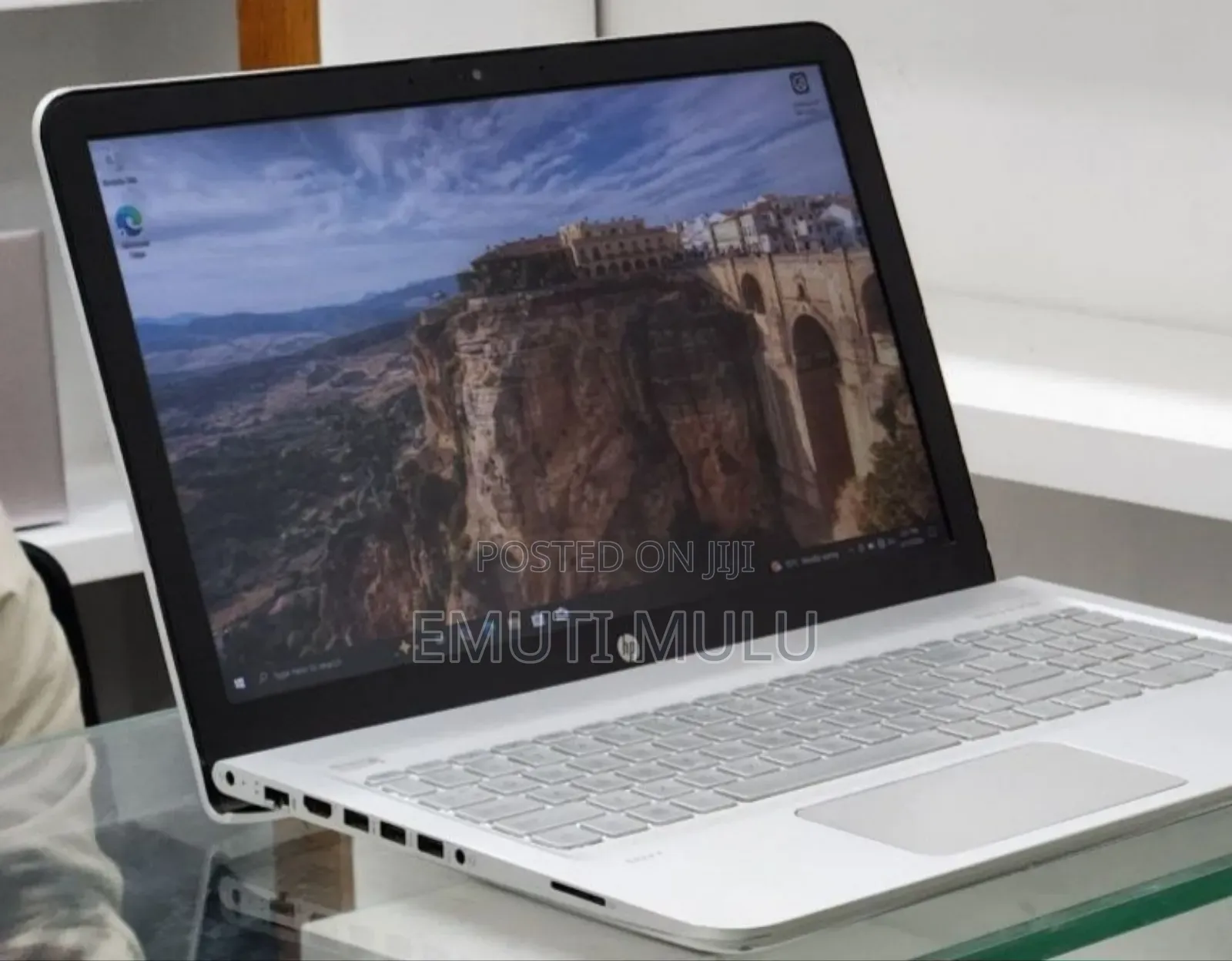 New Laptop HP Envy M6 12GB Intel Core i5 SSD 128GB