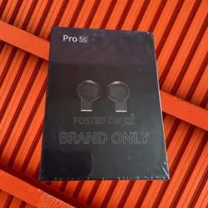 High-Performance Pro 5s Wireless Headset
