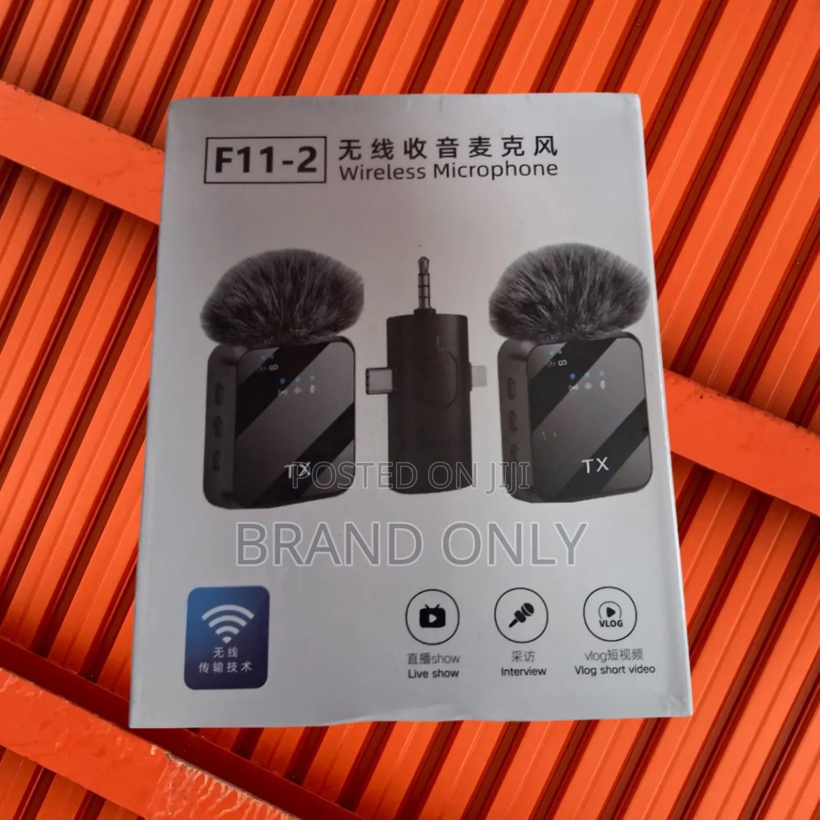 High-Quality Audio: F11-2 Wireless Mic
