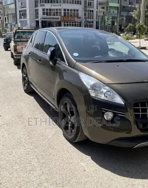 Peugeot 3008 2014 Brown