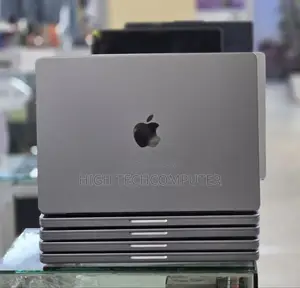 New Laptop Apple MacBook Pro M1 32GB Apple M1 Pro SSD 512GB