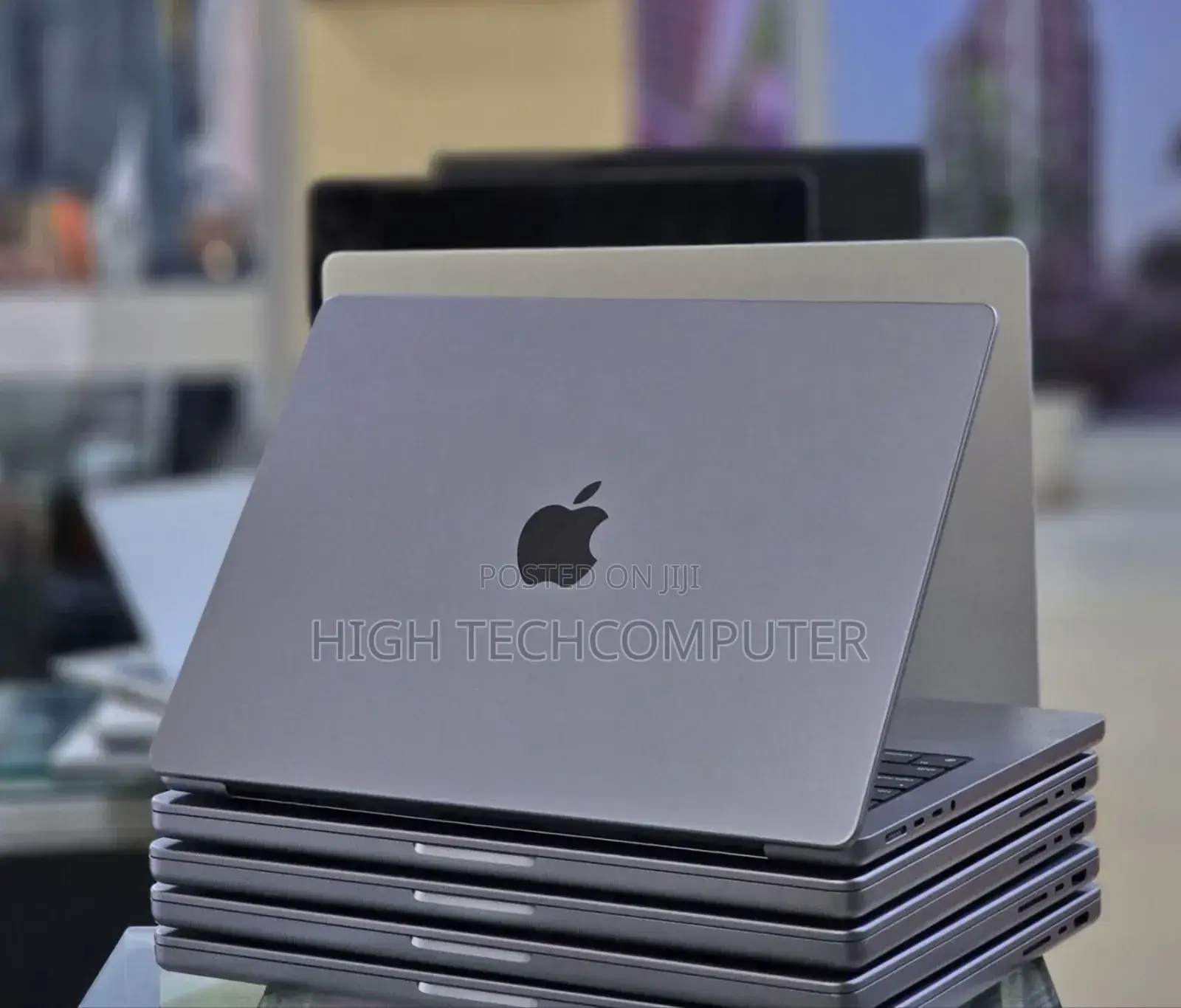 New Laptop Apple MacBook Pro M1 32GB Apple M1 Pro SSD 512GB