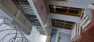 5bdrm House in አአ, Bole for sale