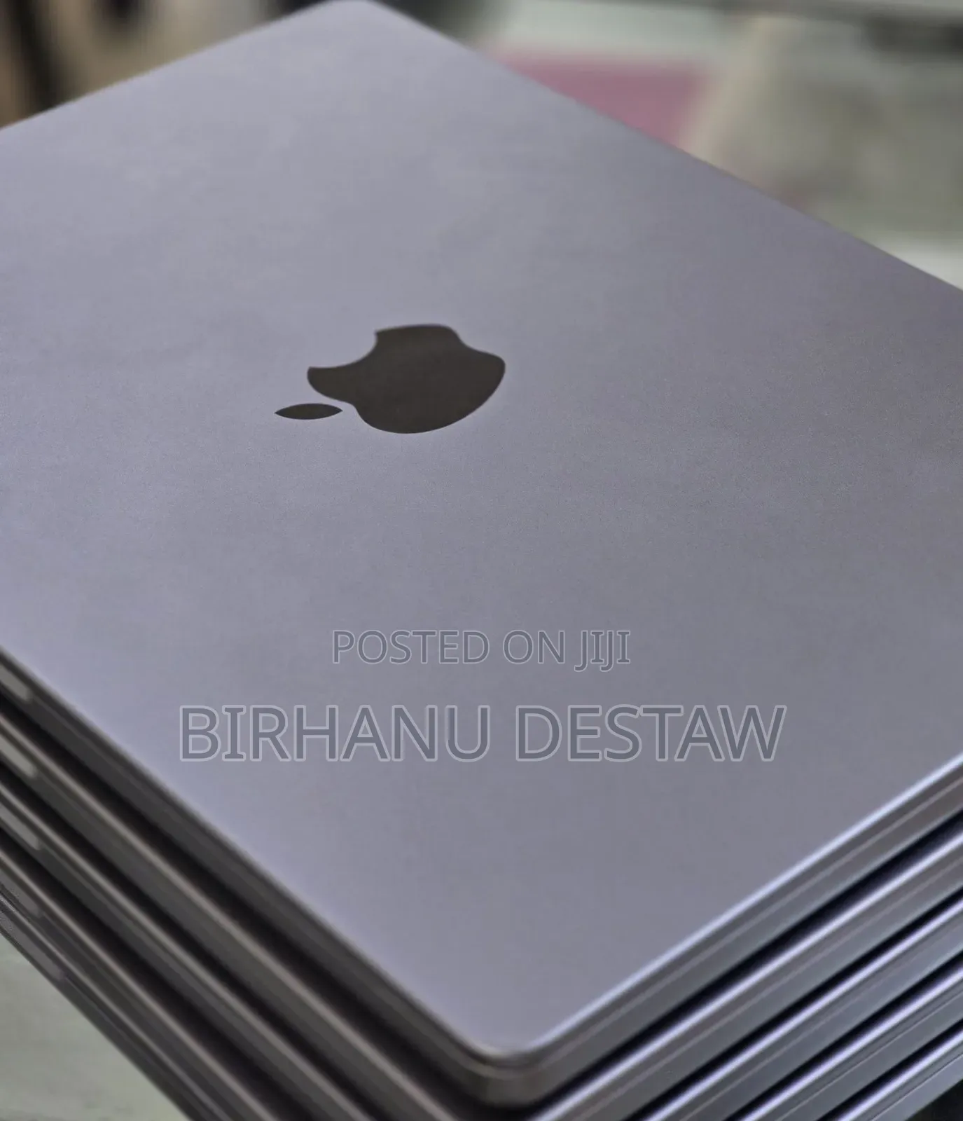 New Laptop Apple MacBook Pro M1 32GB Apple M1 Pro SSD 512GB