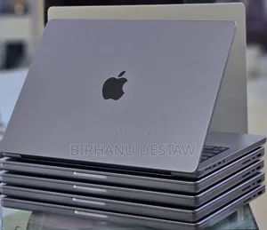 New Laptop Apple MacBook Pro M1 32GB Apple M1 Pro SSD 512GB