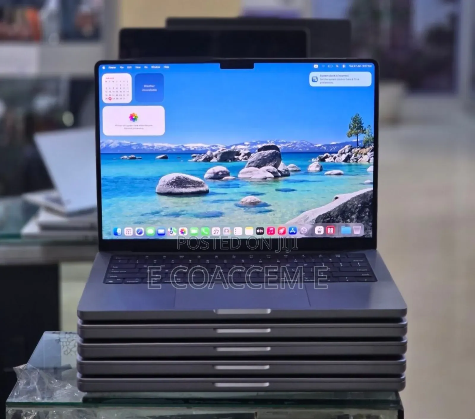 New Laptop Apple MacBook 32GB SSD 512GB