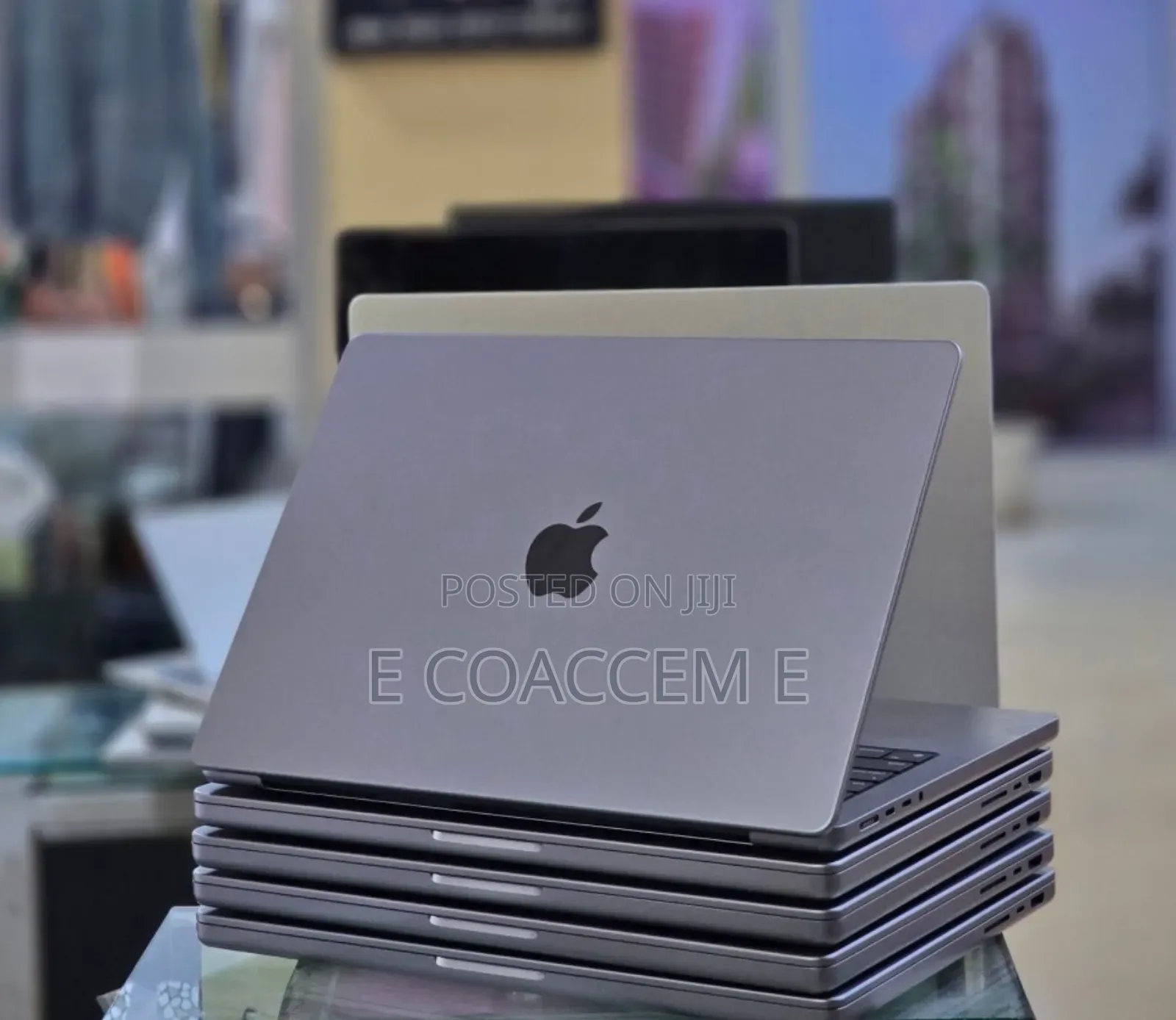 New Laptop Apple MacBook 32GB SSD 512GB