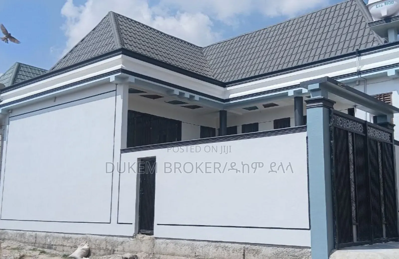 Furnished 2bdrm House in Police Area, East Shewa for sale