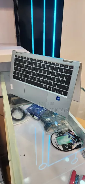 New Laptop HP EliteBook X360 1030 G3 16GB Intel Core i5 SSD 512GB
