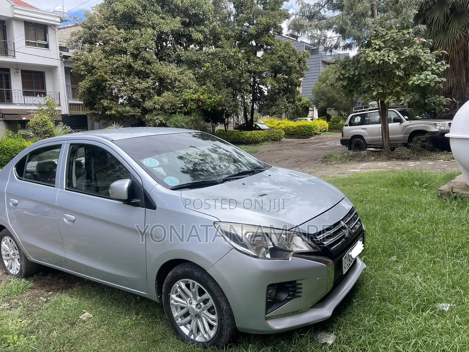 Mitsubishi Attrage 2021 Silver