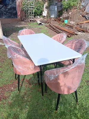 Dinning Tables and Chairs With Free Delivery