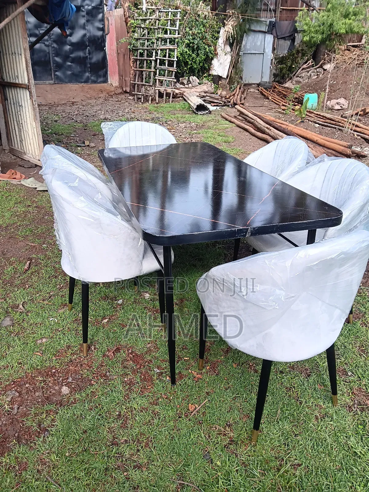 Dinning Tables and Chairs With Free Delivery