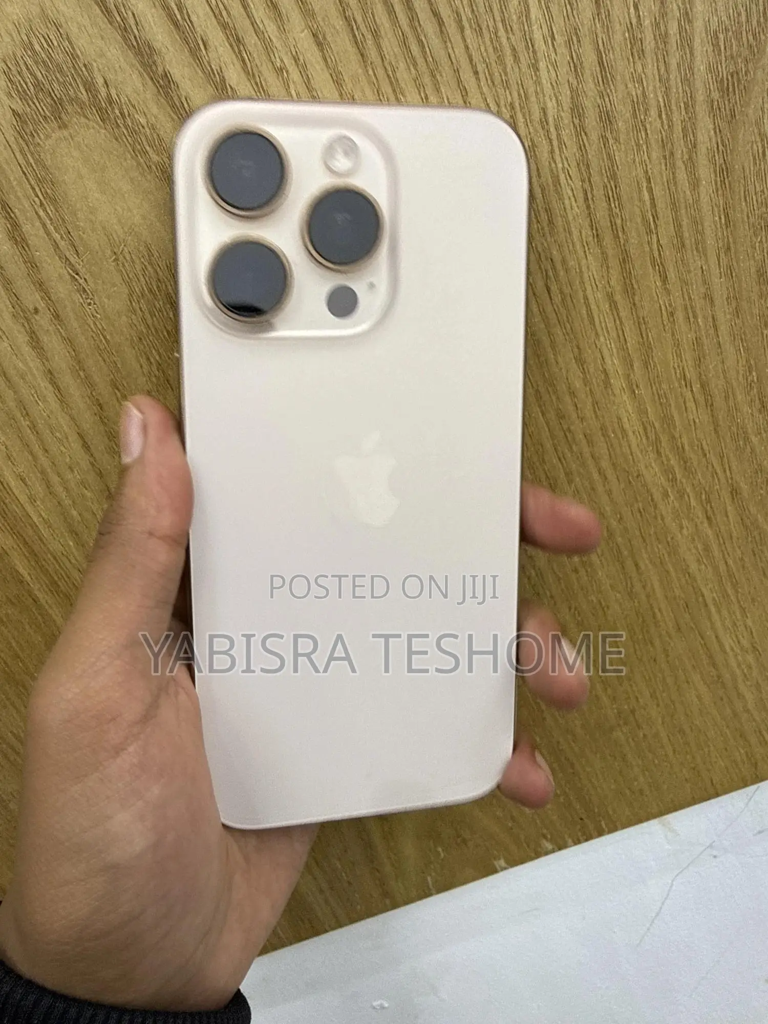 Apple iPhone 16 Pro 128 GB Gold