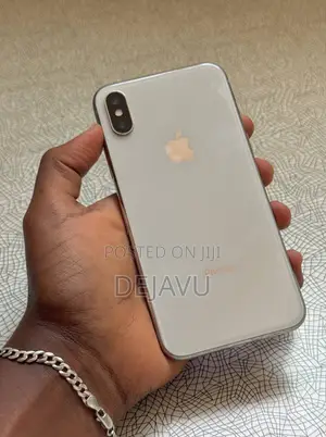 Apple iPhone X 64 GB White