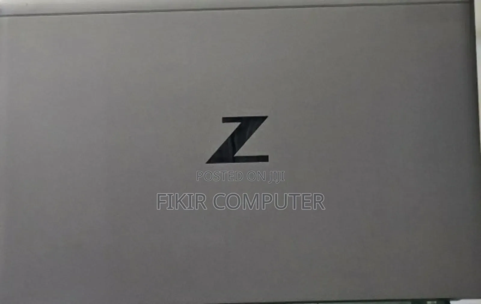 New Laptop HP ZBook Firefly G8 16GB Intel Core i7 SSD 512GB