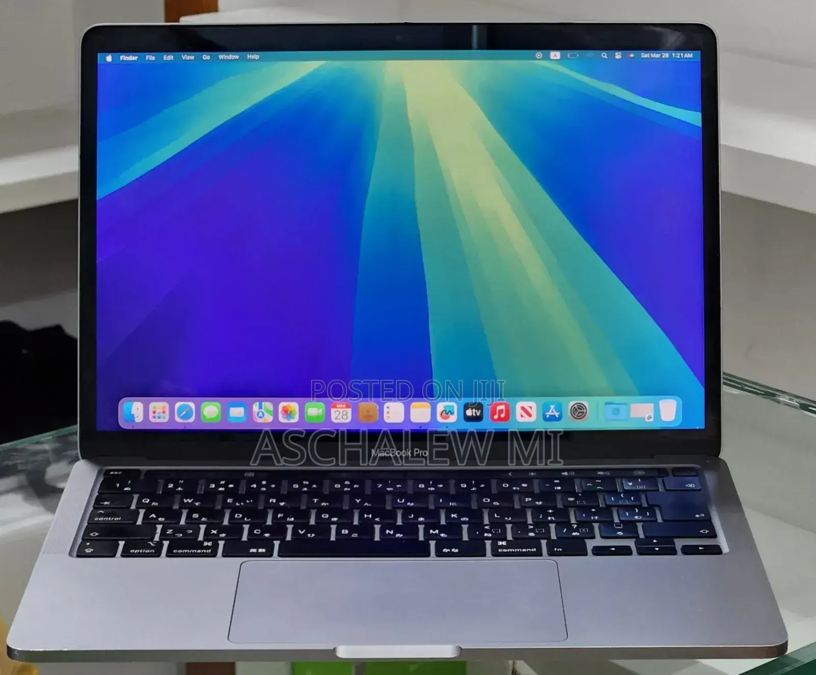 New Laptop Apple MacBook Pro 2020 8GB Intel Core i5 SSD 512GB