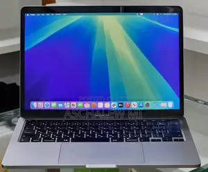 New Laptop Apple MacBook Pro 2020 8GB Intel Core i5 SSD 512GB