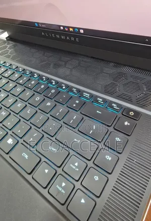 New Laptop Alienware M17x R2 16GB Intel Core Ultra 7 SSD 1T