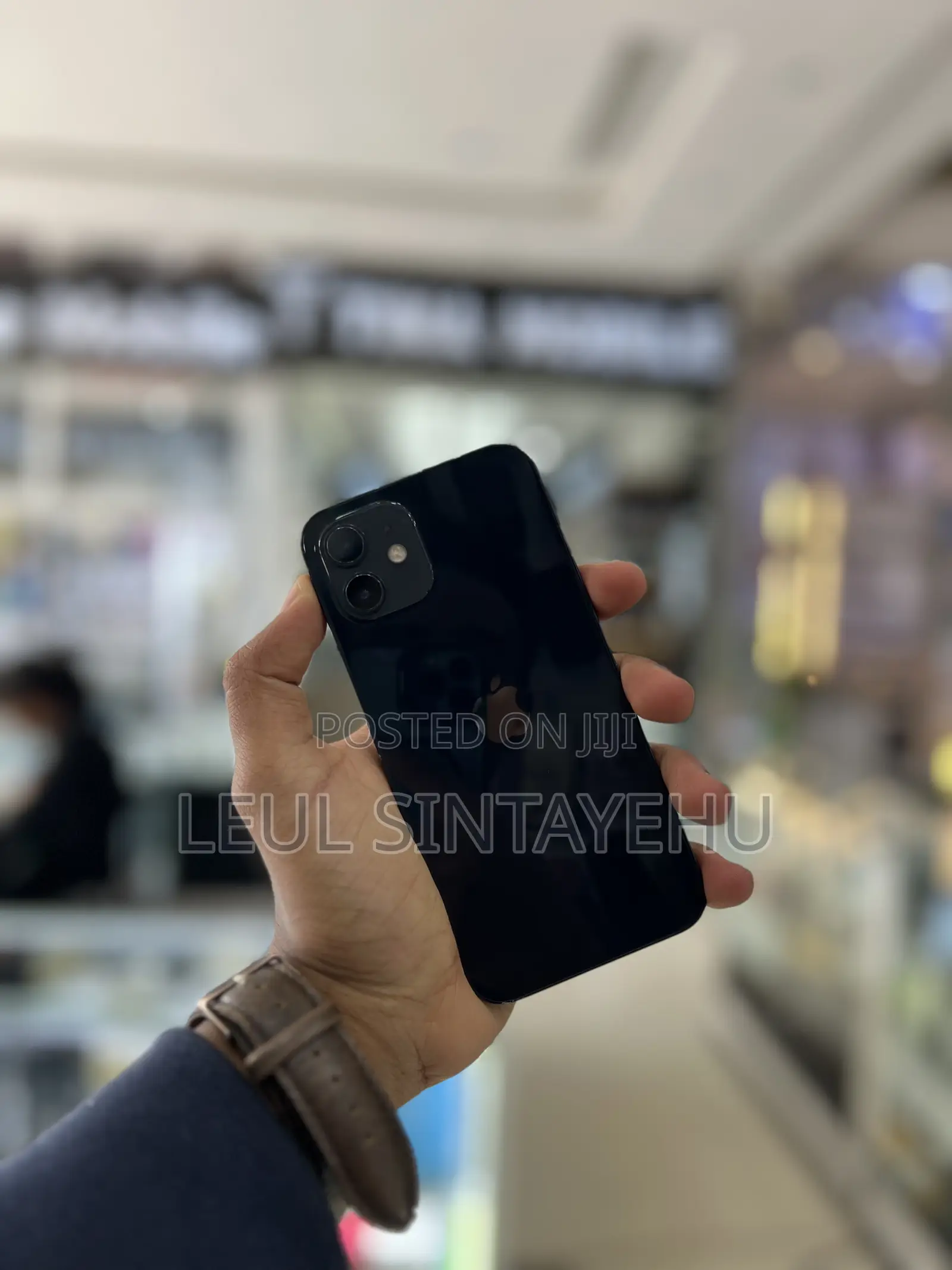 Apple iPhone 12 64 GB Black